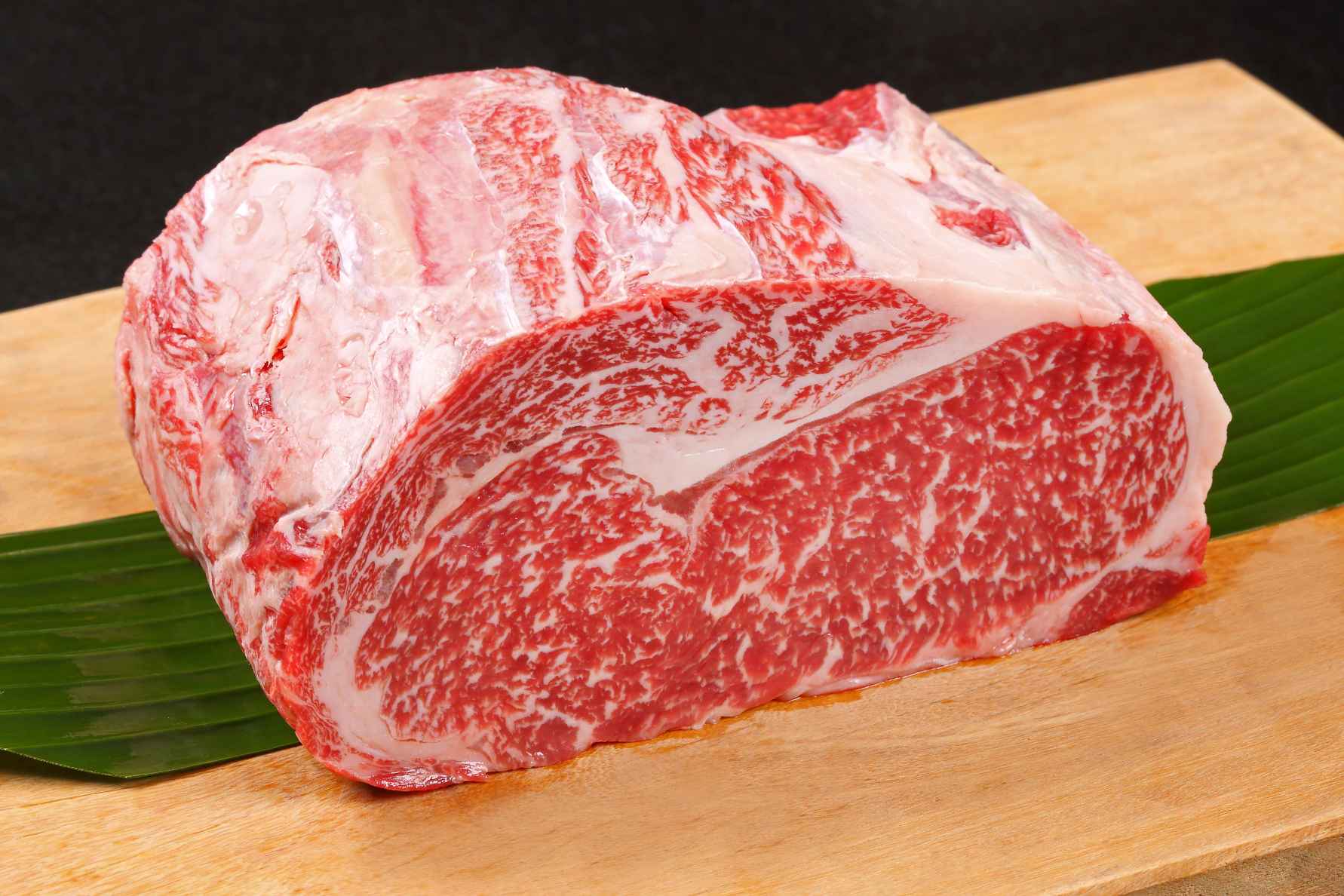 8 Common Wagyu & Kobe Beef Myths and Misconceptions | Pet Keen.