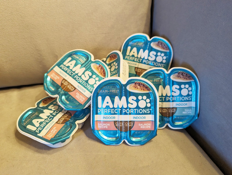 Iams Perfect Portions Indoor Cuts in Gravy Variety Pack – Tuna & Salmon Recipe