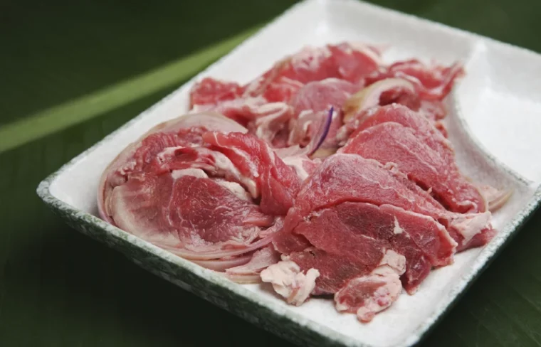dish of raw goat meat